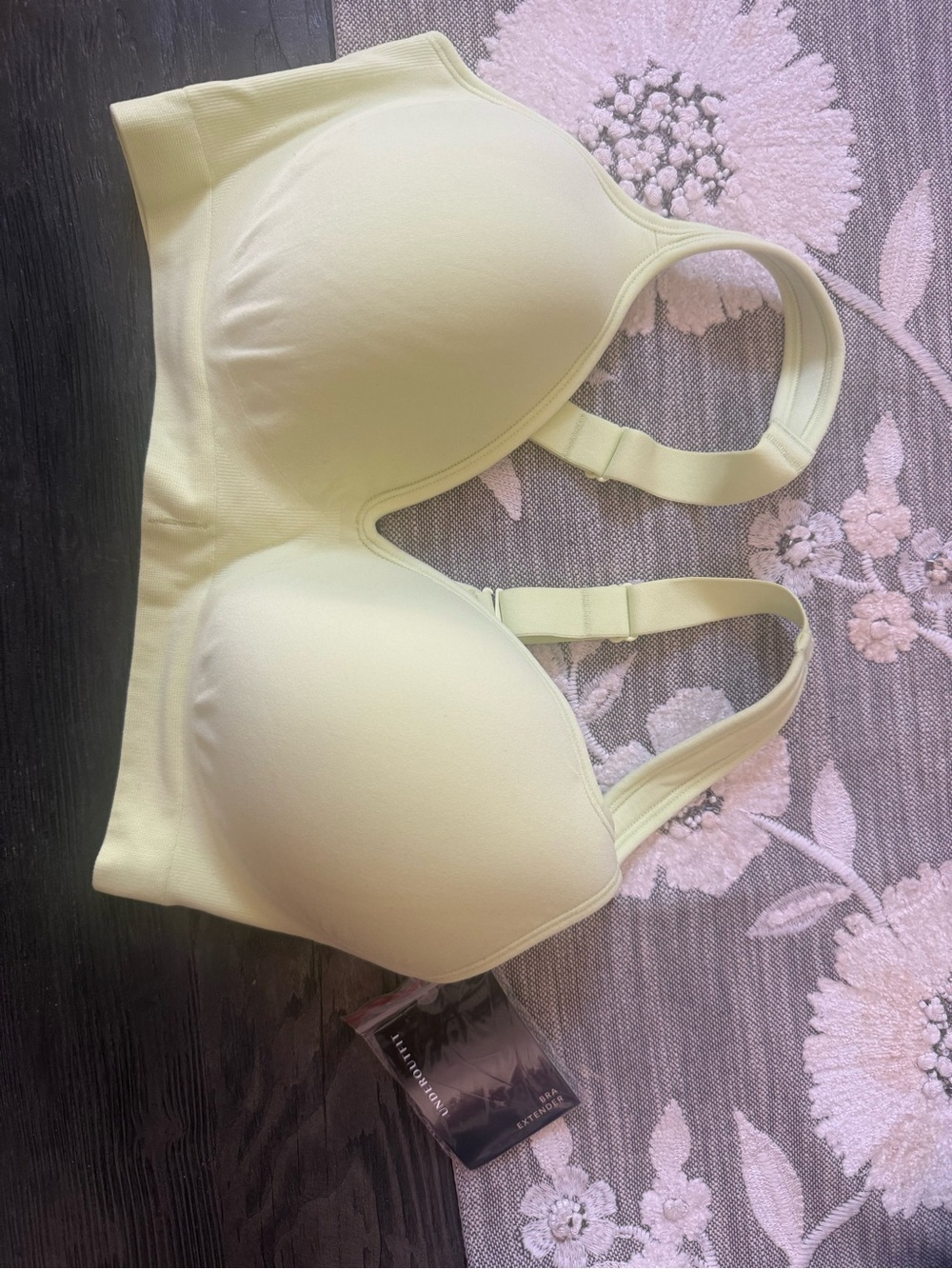 Everyday Wireless Padded Bra in lime green